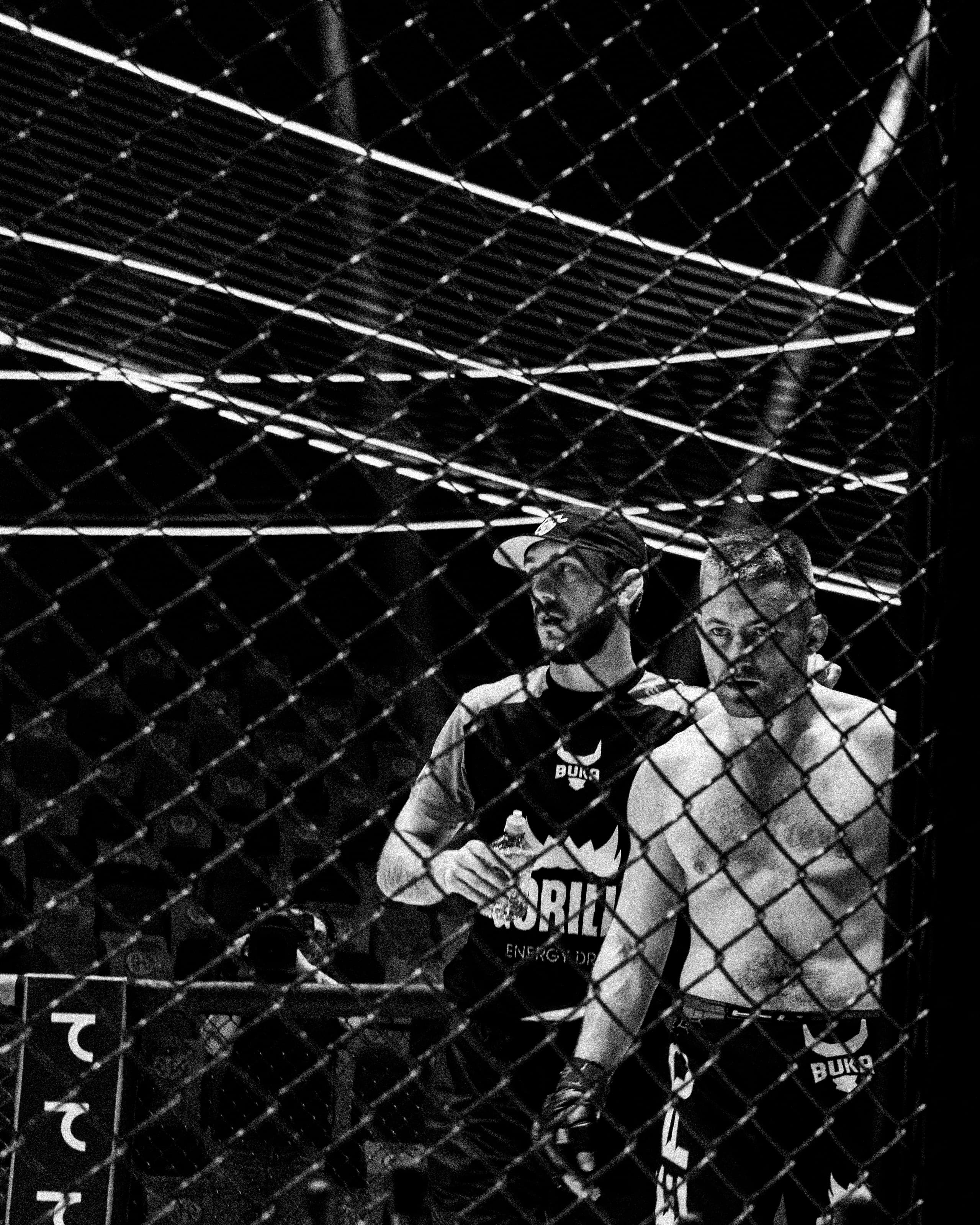 MMA training in the cage